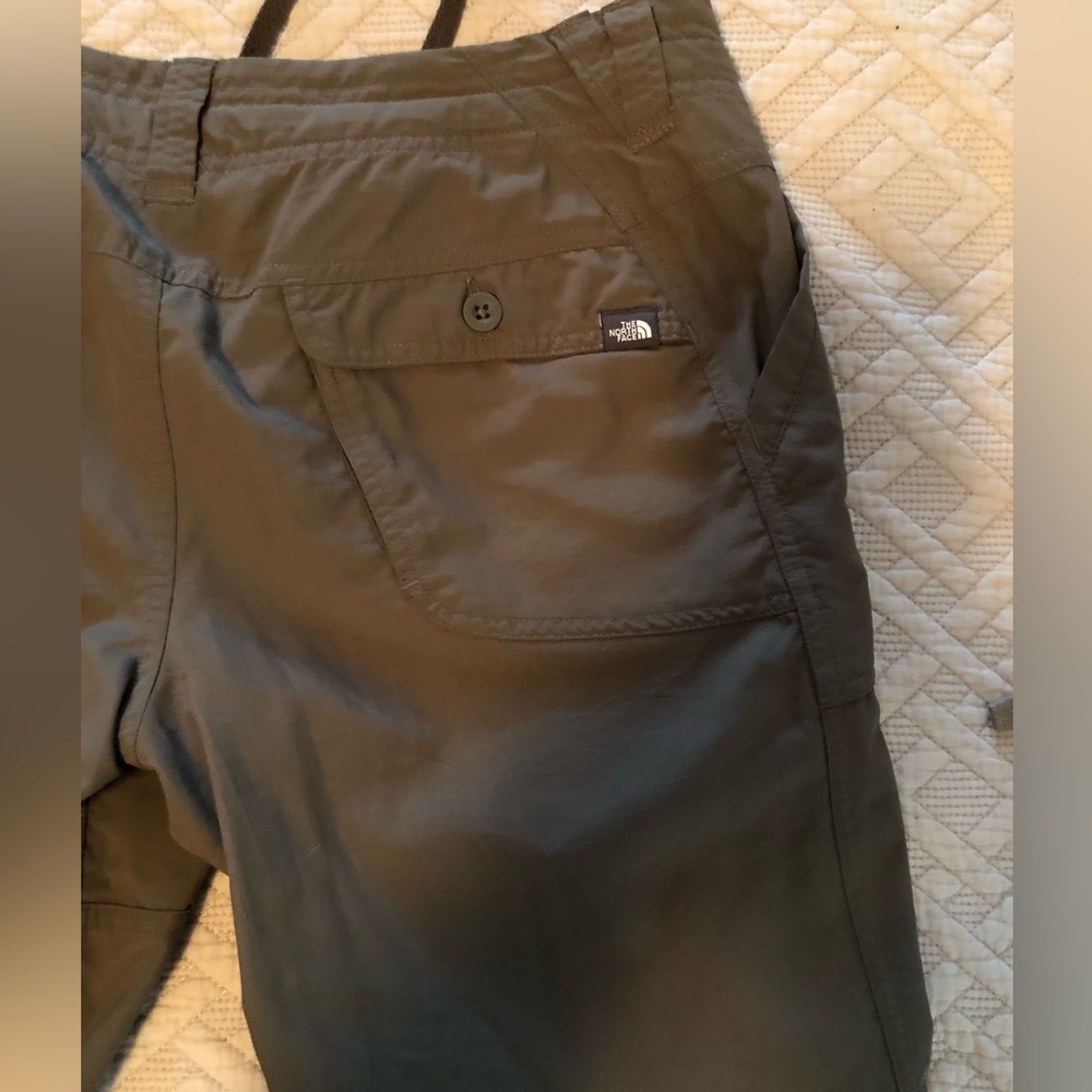 North Face cargo pants - Picture 7 of 10